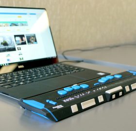 A laptop with screen reader